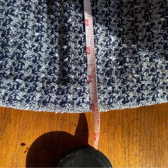 St. John Navy and White Patterned Blazer Like New! - Picture 11 of 14